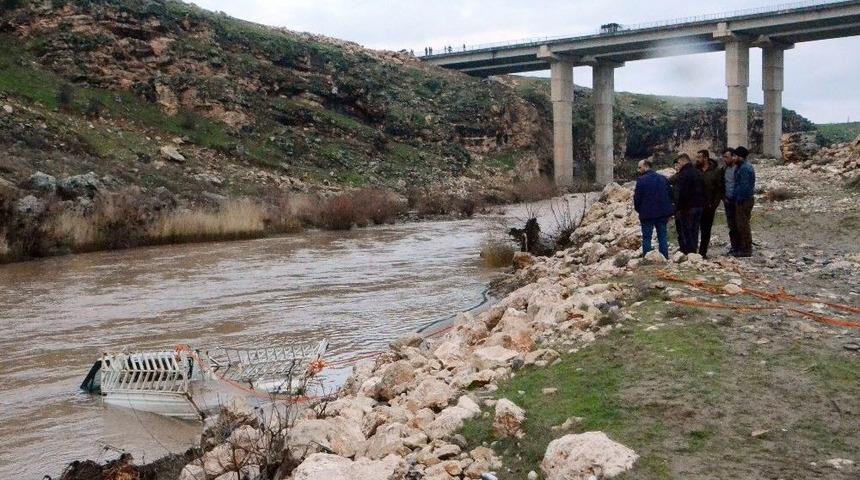 Düğün Günü Canından Oldu