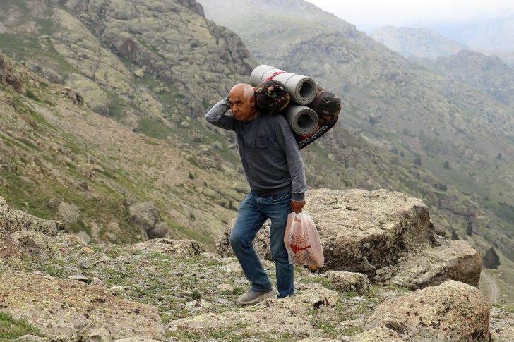 Gümüşhaneli Dağcılardan Şehitler Diyarına 15 Temmuz Zirve Tırmanışı G1