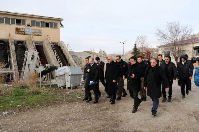 Vali Zorluoğlu, Arıtma Tesisinde İncelemelerde Bulundu