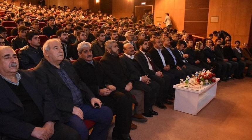 Kahta&rsquo;da &lsquo;ter&ouml;re Hep Birlikte Dur Diyelim&rsquo; Konferansı