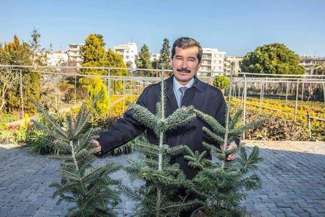 Manisa’nın Yol Kenarlarına 800 Km’lik Yeşil Kuşak