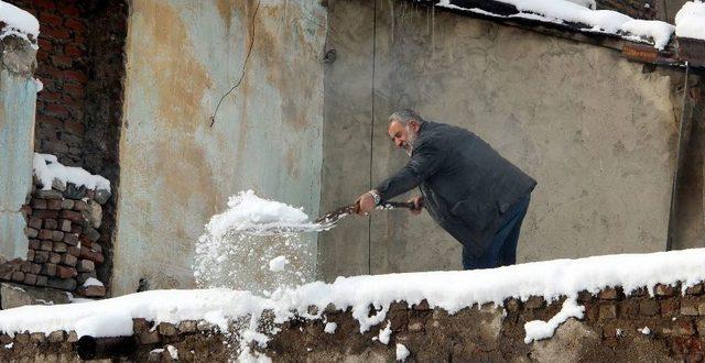 Doğu Anadolu’da Kar Etkili Oluyor