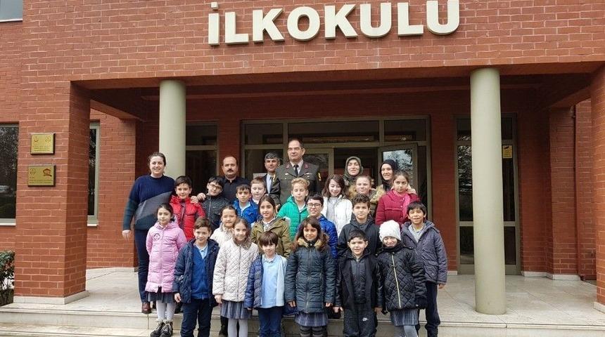 Minik Y&uuml;rekleriyle Mehmet&ccedil;ik&rsquo;e Mektup G&ouml;nderdiler