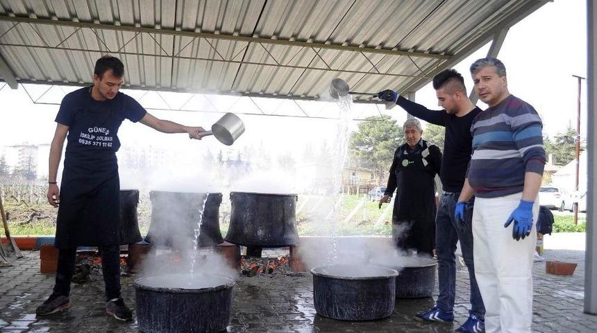 Osmanlı&rsquo;nın Sefer Yemeği İskilip Dolması Mehmet&ccedil;ik İ&ccedil;in Hazırlanıyor