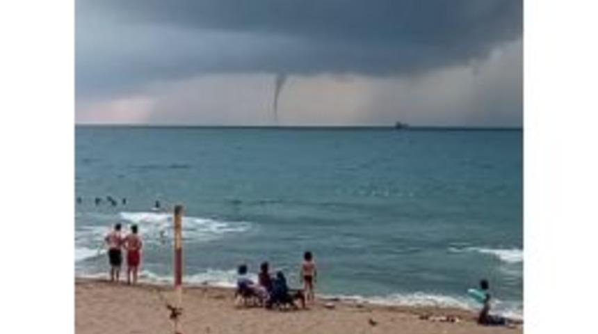 Bartın&rsquo;da Denizde Hortum Meydana Geldi