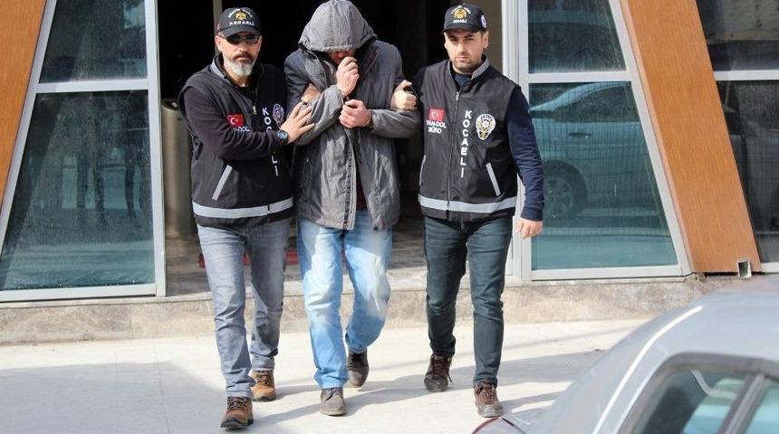 "dolandırılırsınız" Dedikleri Kart Sahiplerini Dolandıran Atm Fareleri Su&ccedil;&uuml;st&uuml; Yakalandı