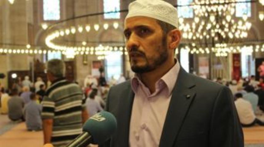 15 Temmuz Gecesi Şehzade Camii&rsquo;nde Minareden Sela Ve İstiklal Marşı Okuyan M&uuml;ezzin O Geceyi Anlattı