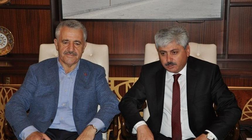 Ak Parti Kars Milletvekili Ahmet Arslan, &ldquo;t&uuml;rkiye Her Zamanki Gibi Emin Ellerde, Gelecek Hedeflediklerine De Emin Adımlarla Y&uuml;r&uuml;yor&rdquo;