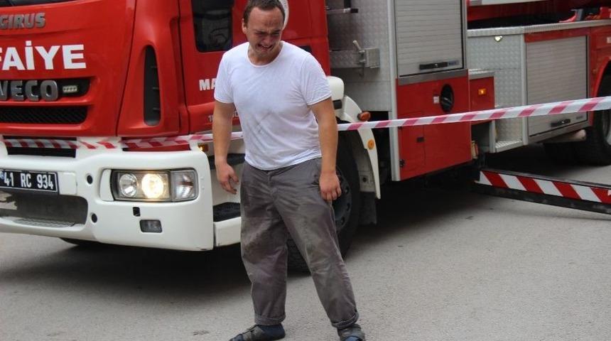 Yangın Sonrası Ev Sakinleri G&ouml;zyaşı D&ouml;kt&uuml;