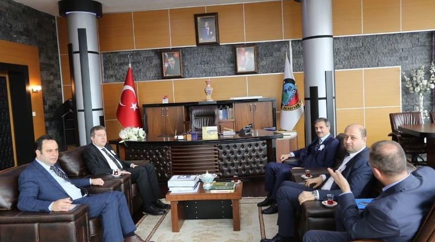 Muhasebeciler Başkan Alemdar&rsquo;ı Ziyaret Etti