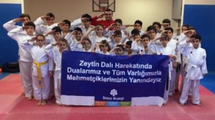 İhlas Koleji’nden Madalya Yağmuru