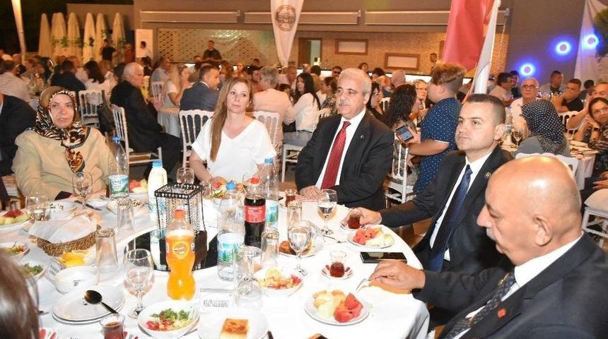 Manisa Valiliğinden Şehit Aileleri Ve Gaziler Onuruna Yemek