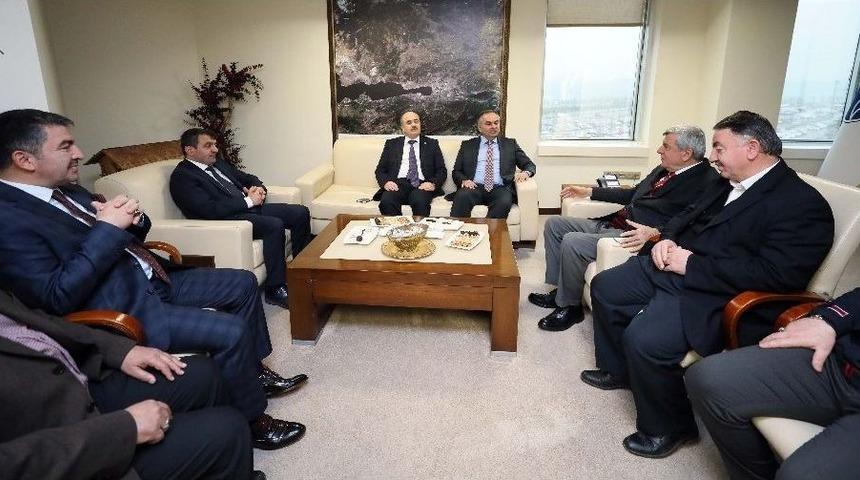 Kocaeli&rsquo;nin Gen&ccedil;lik Projeleri D&uuml;zce&rsquo;ye Model Olacak