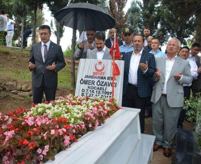 Yaman Ve Toltar, 15 Temmuz Anısına Şehitliği Ziyaret Ettiler