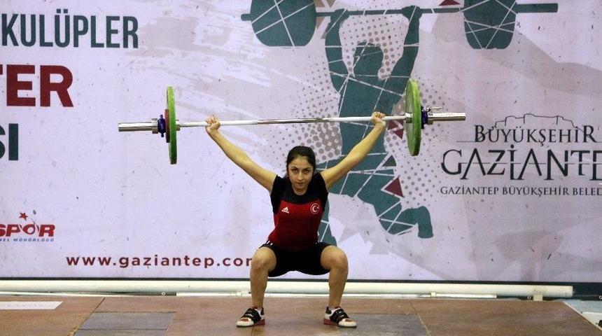 Naim S&uuml;leymanoğlu Kul&uuml;pler T&uuml;rkiye Halter Şampiyonası