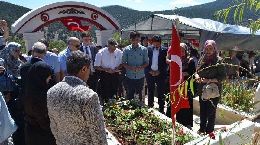 15 Temmuz Şehidi Akif Altay Kabri Başında Anıldı