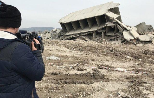 300 Kilo Dinamitle Yıkılmayan 13 Katlı Bina Kendiliğinden Çöktü