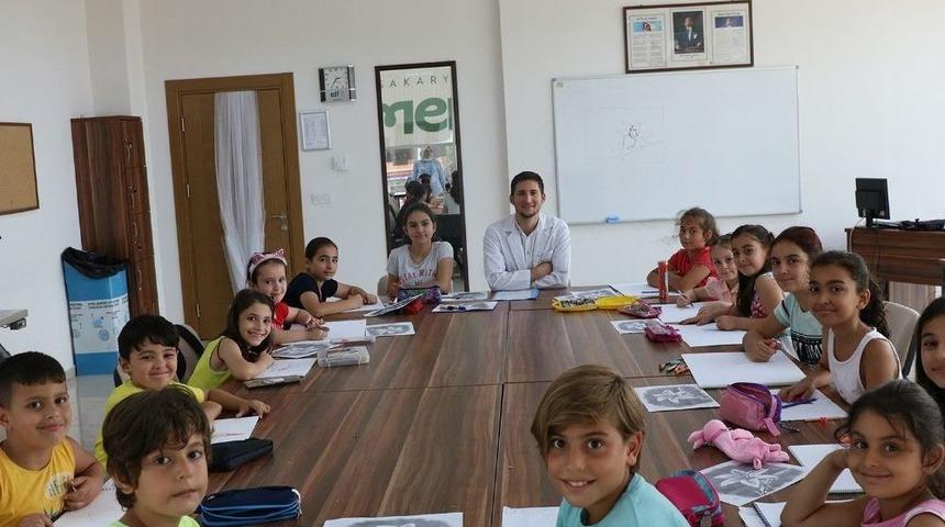 Gen&ccedil; Ressamlar Arifiye Samek&rsquo;te Yetişiyor