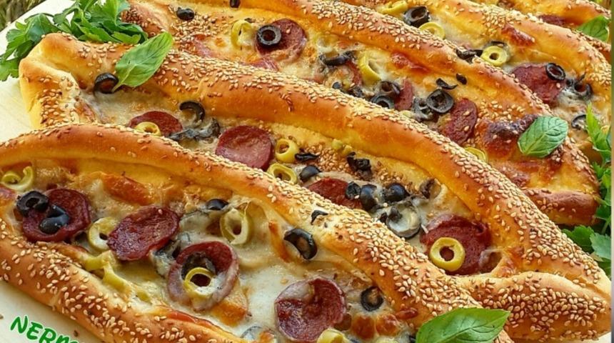 Sucuklu Nefis Simit Pide