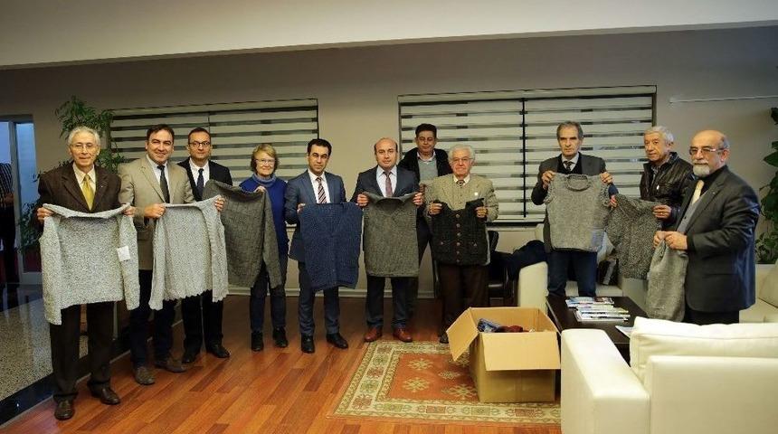 Dedelerin &Ouml;rd&uuml;ğ&uuml; Kazaklar Mehmet&ccedil;ik&rsquo;e Moral Olacak