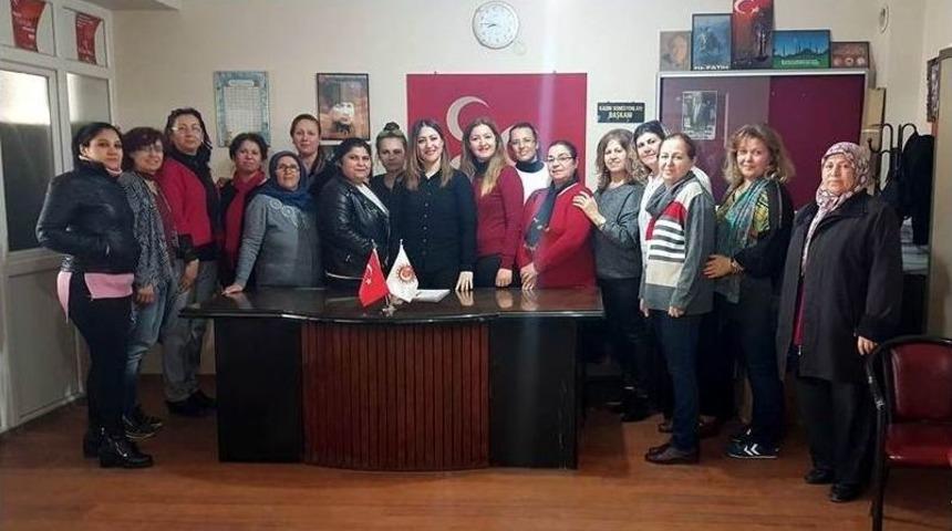 Salihli Mhp Kadın Kolları’nda Başkan Değişti