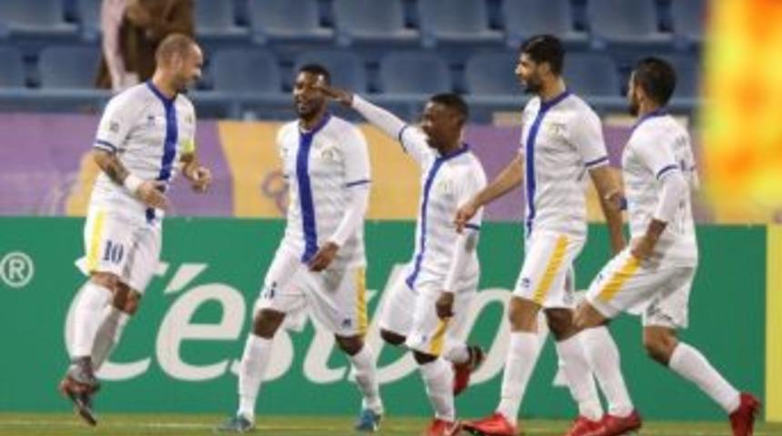 Wesley Sneijder, Katar&rsquo;da Kendini Buldu