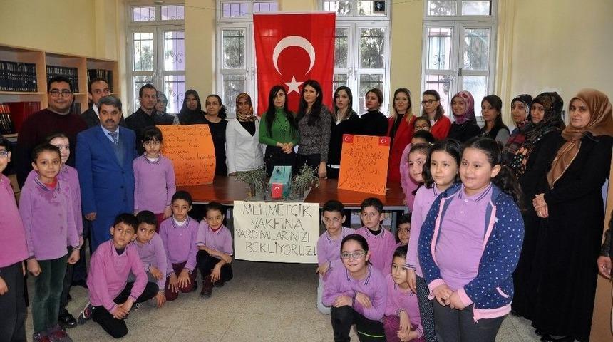 &Ouml;ğrencilerden Mehmet&ccedil;iğe Destek Kampanyası