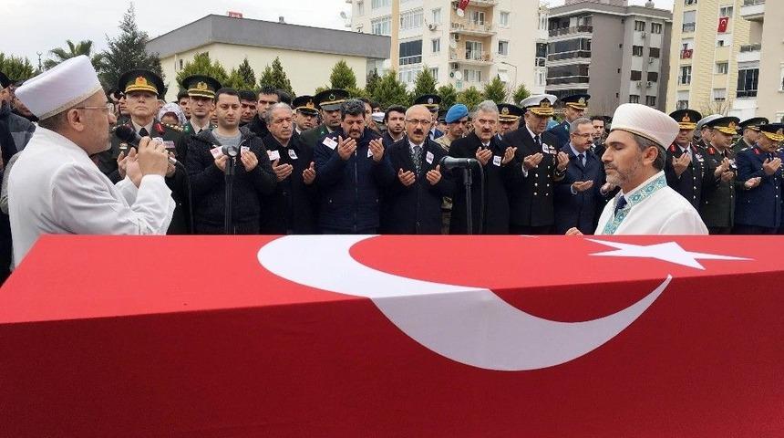 İzmir, Afrin Şehidini Son Yolculuğuna Uğurladı