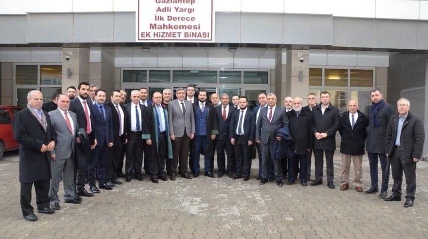 Gaziantep&rsquo;teki Fet&ouml; Davasını Ak Parti 30 Kişilik Heyet İle Takip Etti