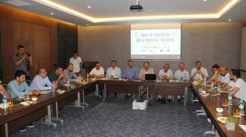 Doğu Ve G&uuml;neydoğu B&ouml;lge Baro Başkanları Cizre&rsquo;de Toplandı