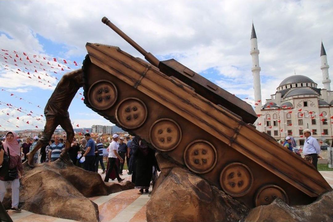 Tokat&rsquo;ta 15 Temmuz İ&ccedil;in Anlamlı Anıt