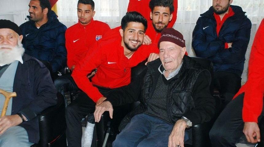 Elaziz Belediyespor, Huzurevi Sakinleriyle Bir Araya Geldi