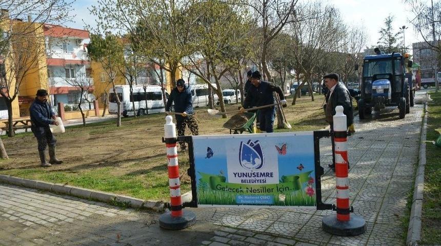 Yunusemre&rsquo;de Park Ve Bah&ccedil;eler D&uuml;zenleniyor