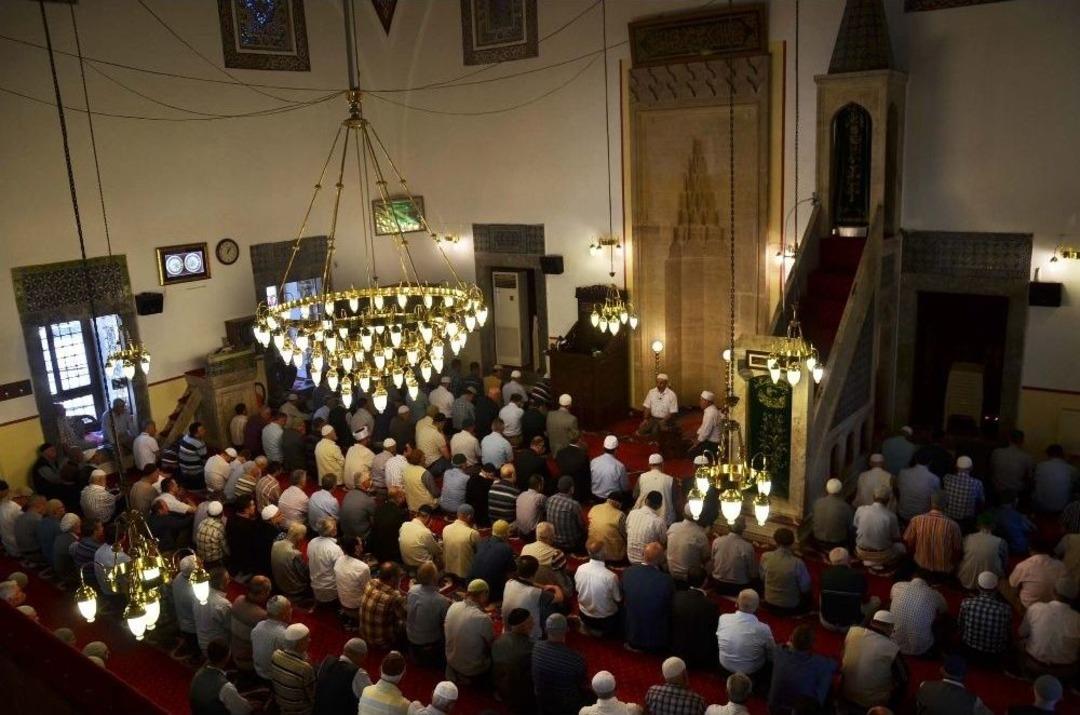 Boz&uuml;y&uuml;k&rsquo;te 15 Temmuz Şehitleri İ&ccedil;in Mevlid-i Şerif Okundu