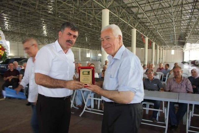 Kepsut Lisesi Mezunları Geleneksel Pilav Gününe Katıldı