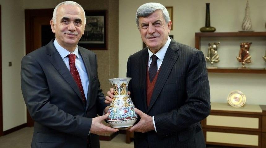 Erol Kaya, &ldquo;kocaeli&rsquo;de Yapılan Her Yatırım T&uuml;rkiye&rsquo;ye Yapılmış Demektir&rdquo;