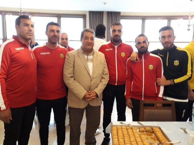 Mhp&rsquo;li Fendoğlu&rsquo;ndan Yeni Malatyaspor Kampına Ziyaret 1