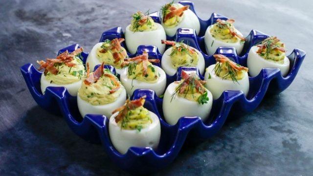 Pastırmalı Acılı Yumurta