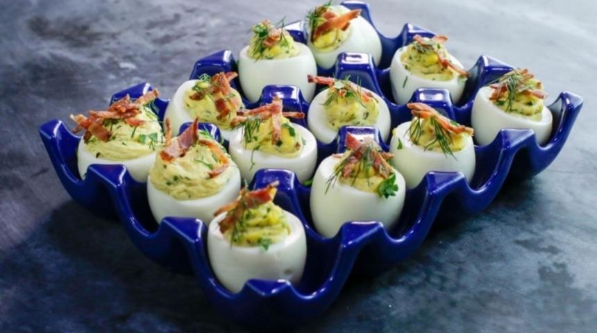 Pastırmalı Acılı Yumurta