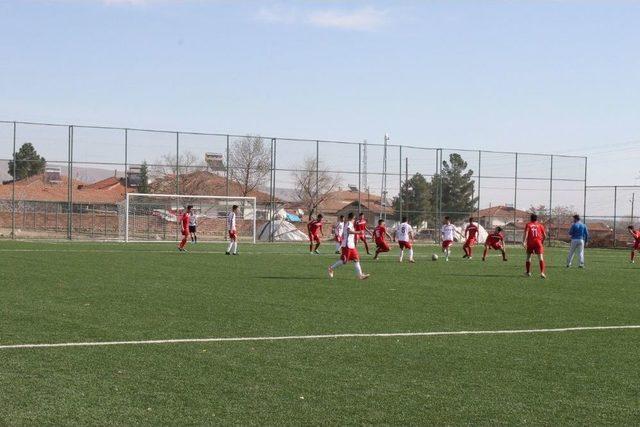 Yazıhan’da Futbol Turnuvası