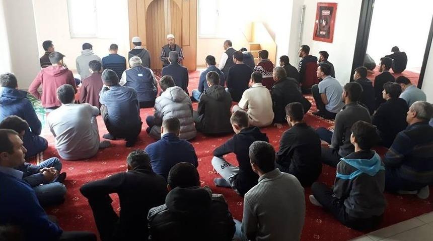 Isparta Kyk&rsquo;da Afrin&rsquo;deki Mehmet&ccedil;ik Ve Şehitler İ&ccedil;in Dua