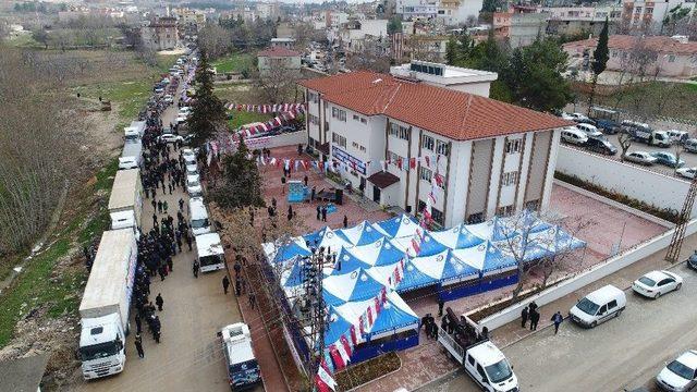 Başkan Tahmazoğlu’ndan Çiftçilere 500 Bin Adet Zeytin Fidanı