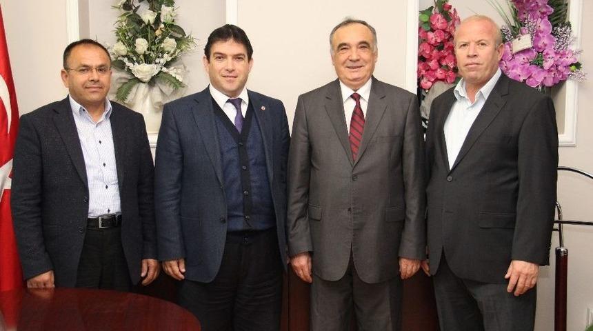 Başkan Sağır&rsquo;dan Vergi Dairesi M&uuml;d&uuml;r&uuml; Bayar&rsquo;a Ziyaret