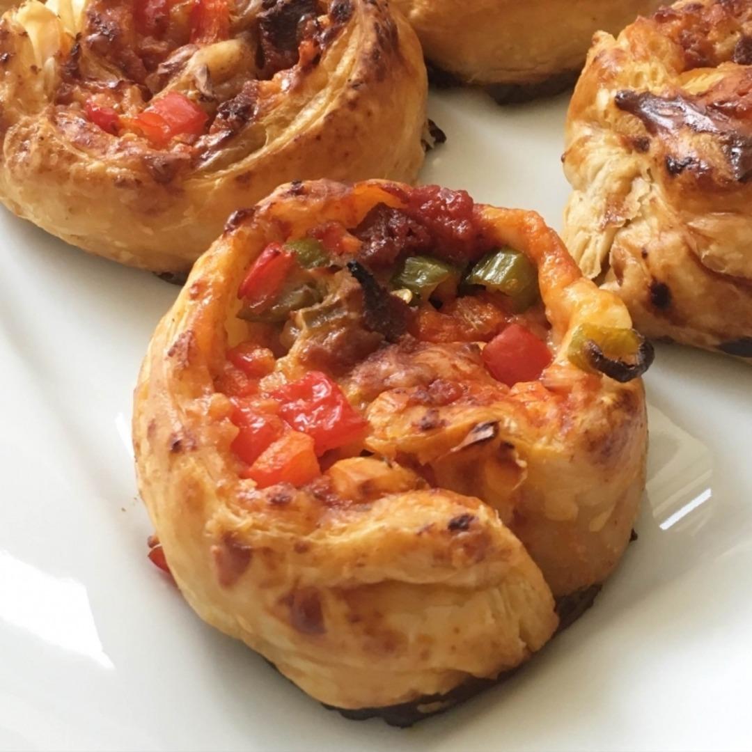 Minik Milföylü Pizzalar