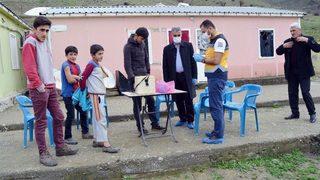 Tilki Tarafından Isırılan İnek Kuduz Çıktı, Köy Karantinaya Alındı