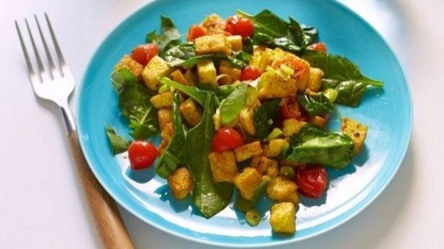 Tofu ve Ispanaklı Kahvaltı