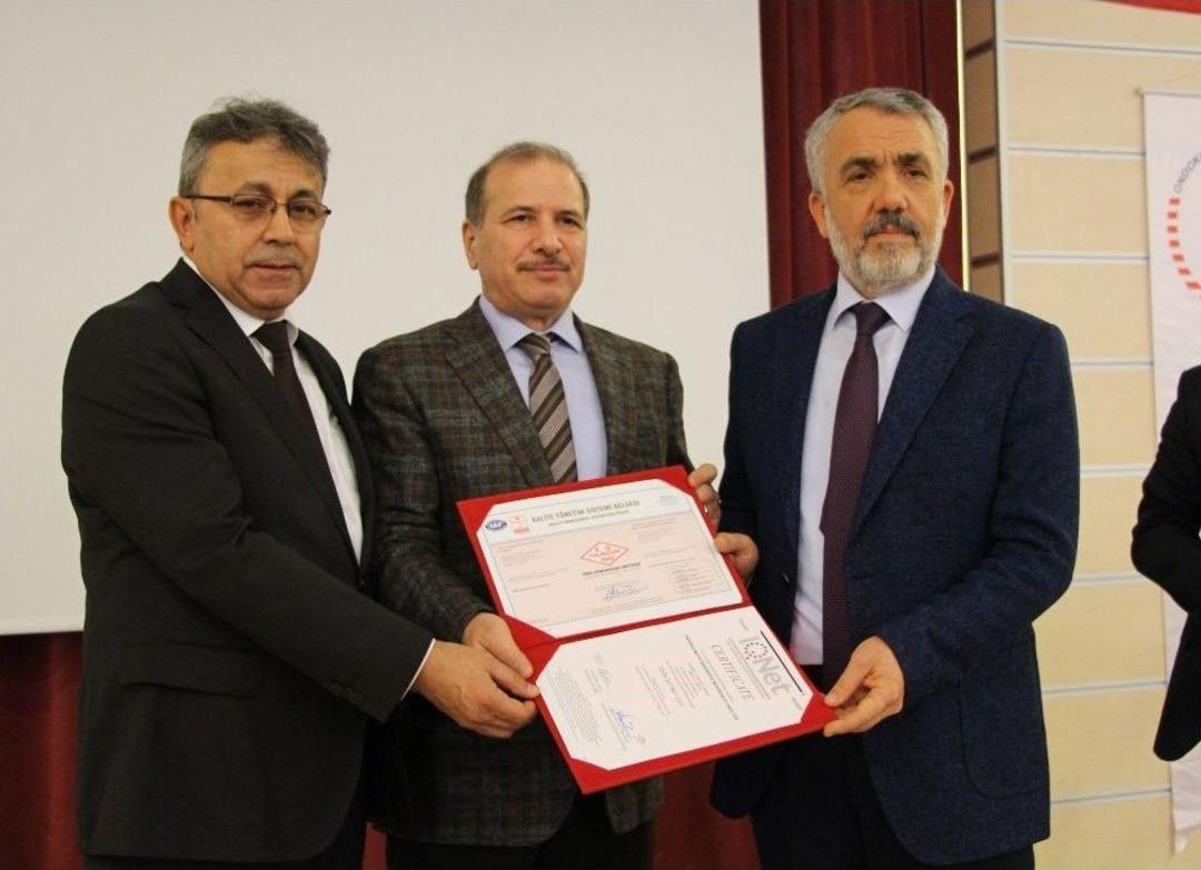 Om&uuml; M&uuml;hendislik, "tse Iso - 9001:2015 Kalite Y&ouml;netim Sistemi" Belgesi Aldı