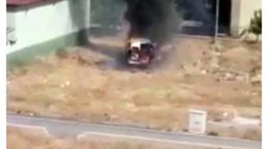 Park Halindeki Ara&ccedil; Alev Aldı