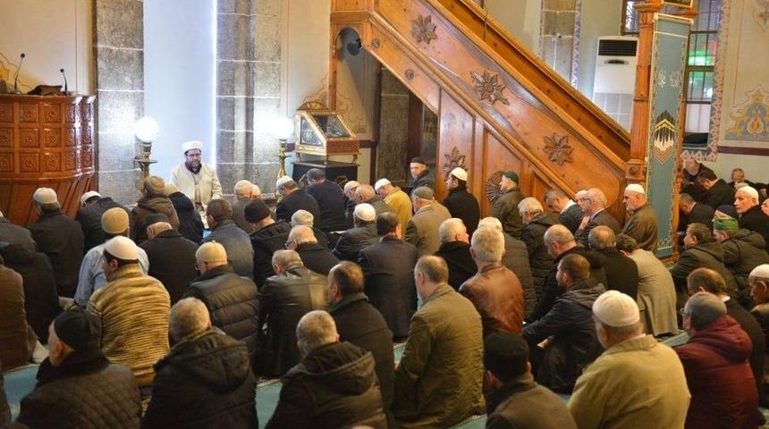 Samsun&rsquo;da Eller Şehitler İ&ccedil;in Semaya Kalktı