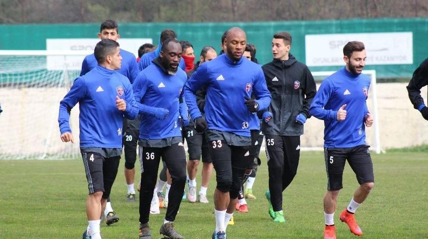 Karab&uuml;kspor, Galatasarya Ma&ccedil;ına Hazır